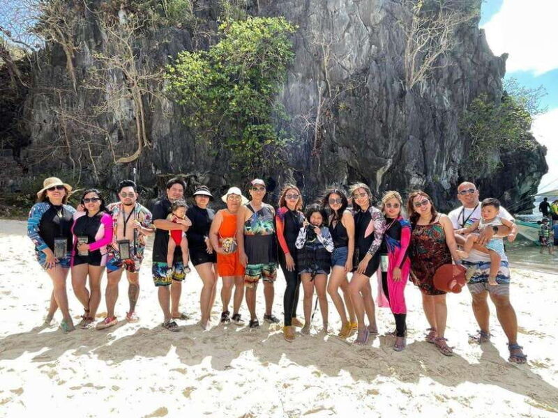 EL NIDO: Sharing/Joiner Island Hopping Tour A w/BUFFET LUNCH - Experience the Beauty of El Nido with a Shared Island Hopping Tour