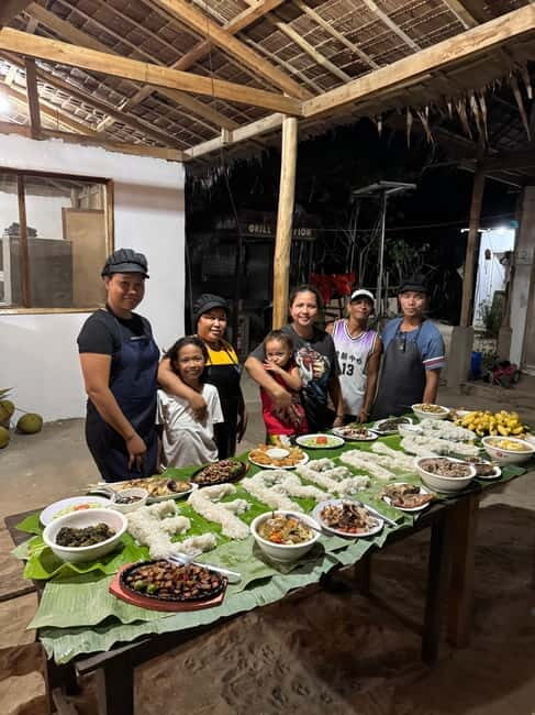 El Nido, Sibaltan: Family Dinner, Bonfire and Karaoke - A Genuine Filipino Welcome in Sibaltan