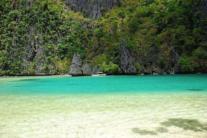 El Nido: Tour D with Cadlao Lagoon, Paradise Beach & More - Key Points