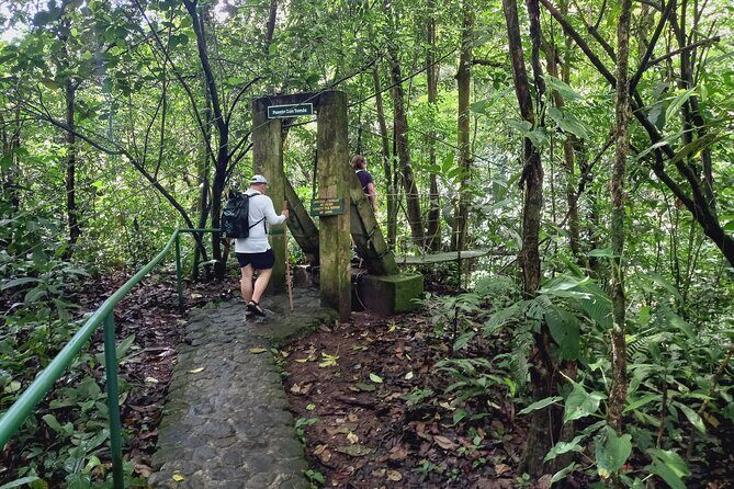 El Valle de Anton Origin & Exploration - Practical Details and Considerations