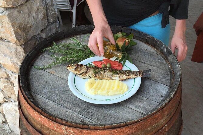 Elaphite Islands Cruise with Local Gastronomy at Captain's House - Practical Considerations and Tips