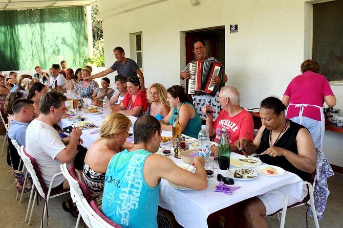 Elaphite Islands Cruise with Local Gastronomy at Captain's House - FAQs