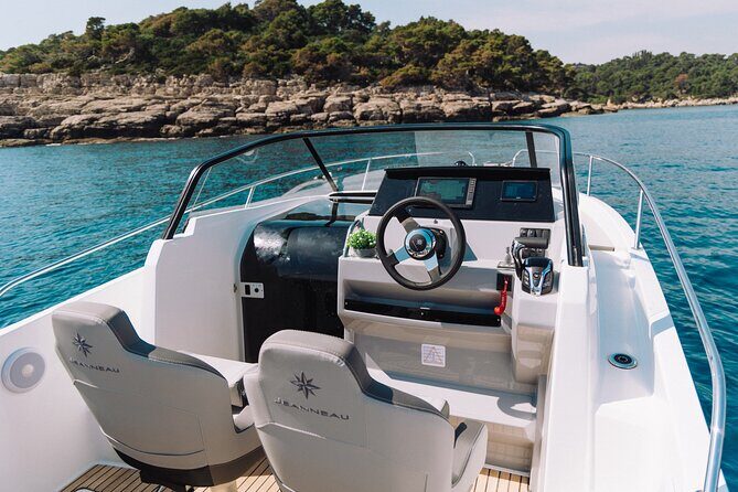 Elaphite Islands Luxury Private Boat Tour with Cap Camarat 7.5 - Analyzing the Price and Value