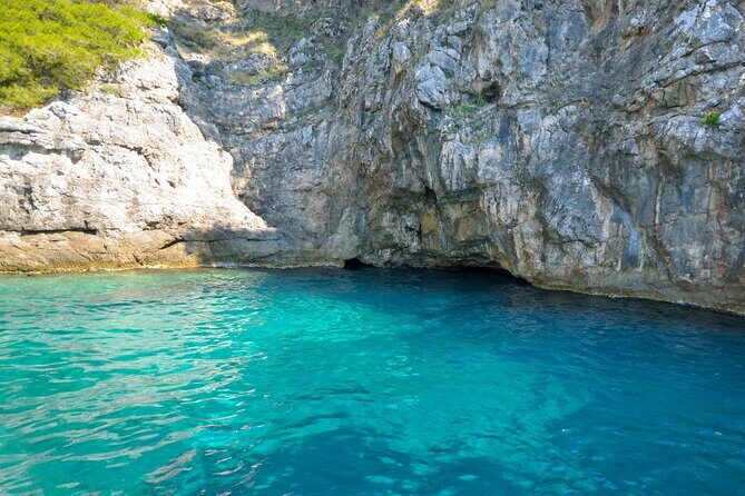 Elaphiti, 3 islands - 4 locations - Introduction: A Compact Croatian Adventure