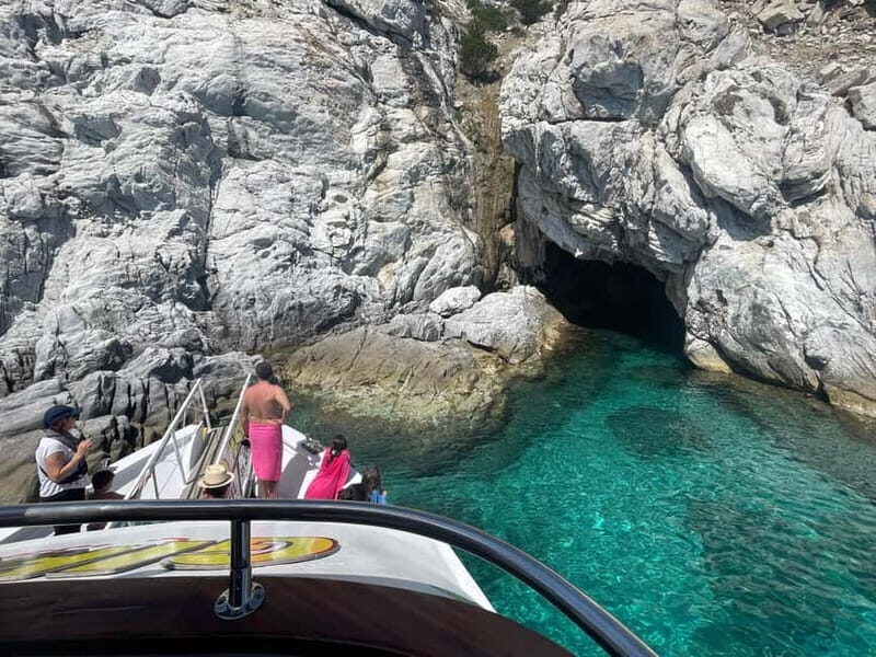 Elba Island boat trip to the Elviscot wreck - An In-Depth Look at the Elba Island Boat Trip