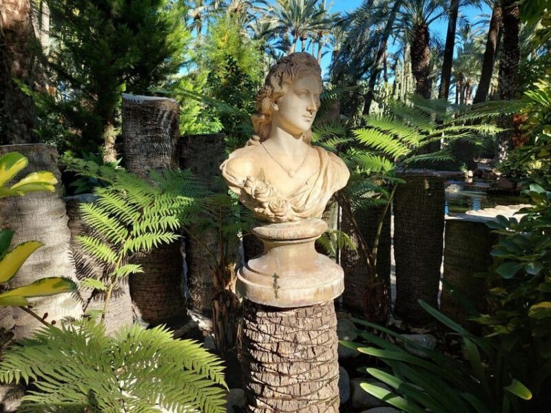Elche: walking tour through the historic center and botanical garden Huerto de Cura - FAQ