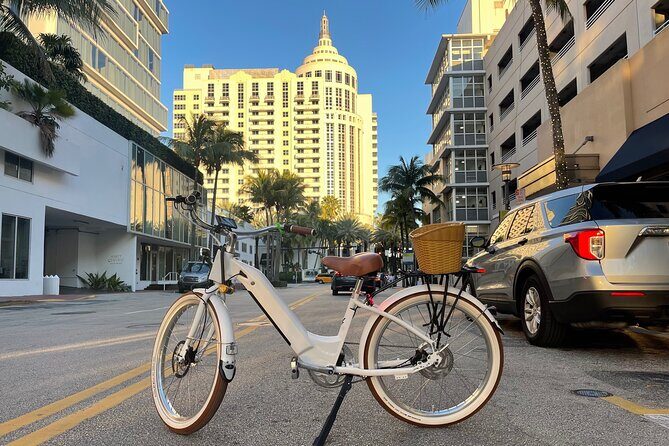 Electric Bike Tour in South Beach - Key Points