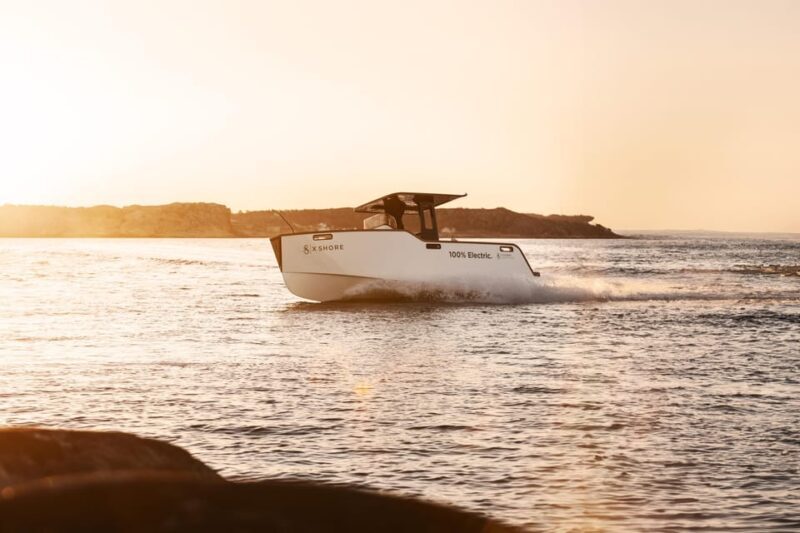 Electric Boat Family Tour - The Breakdown: Why This Tour Stands Out