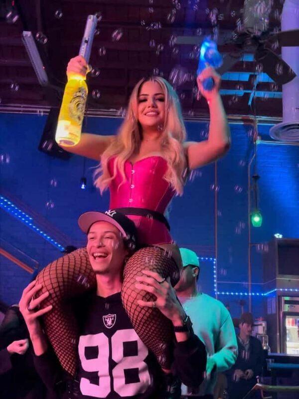 Electric Mushroom: Nightclub VIP Entry & Free Cocktail - Exploring the Electric Mushroom Experience: What You Can Expect