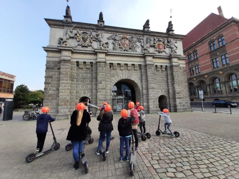 Electric Scooter Tour: Full Tour (Old Town + Jewish Quarter) - Key Points