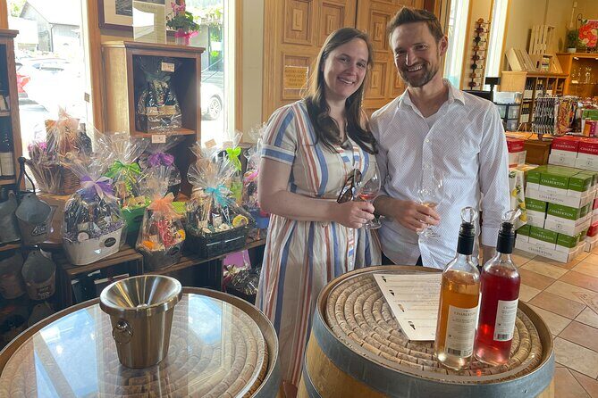 Elegance Unforgettable Tesla Wine Tour & Lunch - Key Points