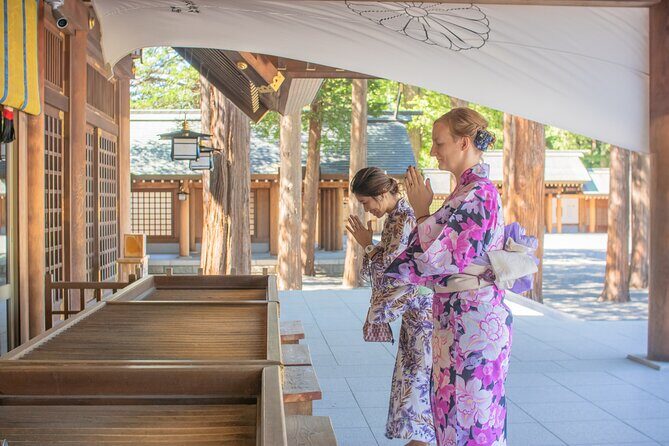 Elegant Kimono Walk & Hokkaido Shrine Tour with Local Guide - Frequently Asked Questions