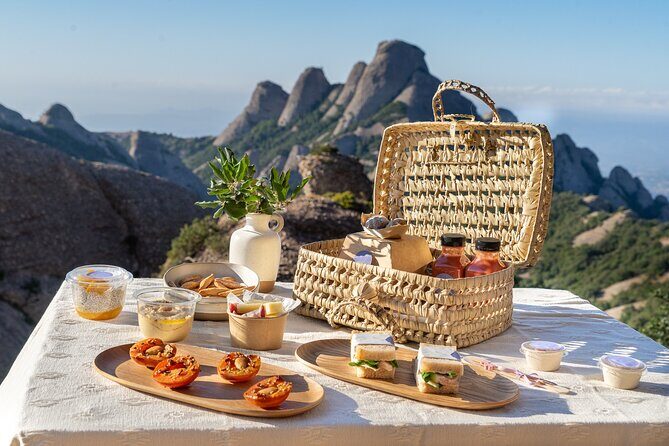 Elegant Private Picnic in Montserrat at 1100m Altitude - Key Points