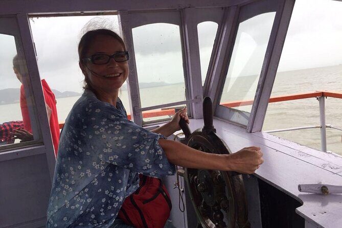 Elephanta Caves Tour including Lunch and Transport - A Detailed Look at the Elephanta Caves Tour