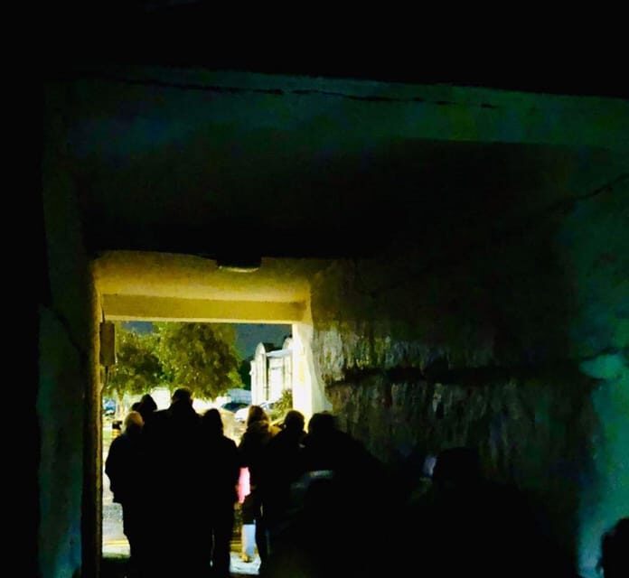 Elgin: In and out the Dusty Closes - Who Should Consider This Tour?