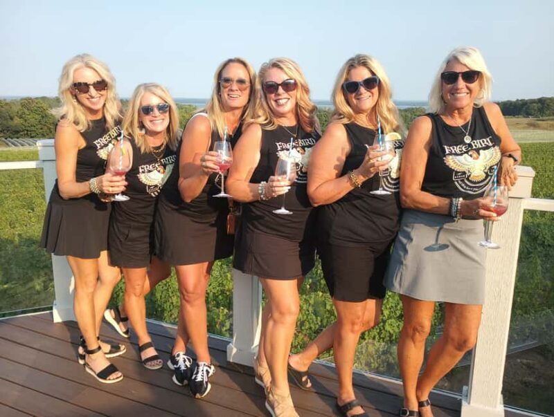 Elk Rapids: Torch Lake Area Movie Star Wine Tour (No Bus) - FAQ