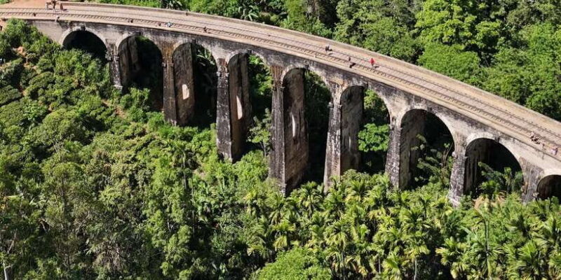 Ella: Little Adam's Peak, Nine Arches Bridge & Waterfalls - The Physical and Practical Aspects