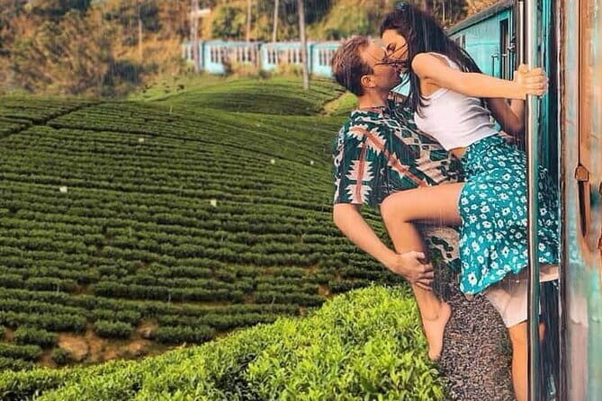 Ella to Nanu Oya train ride on (Train No: 1006 "Podi Menike") - Authentic Experiences and Authentic Views