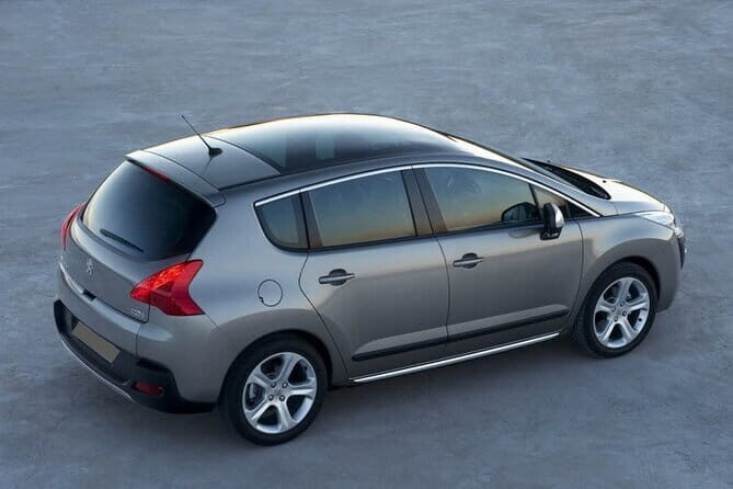 Ella to Udawalawe Taxi - The Booking Process and Arrival