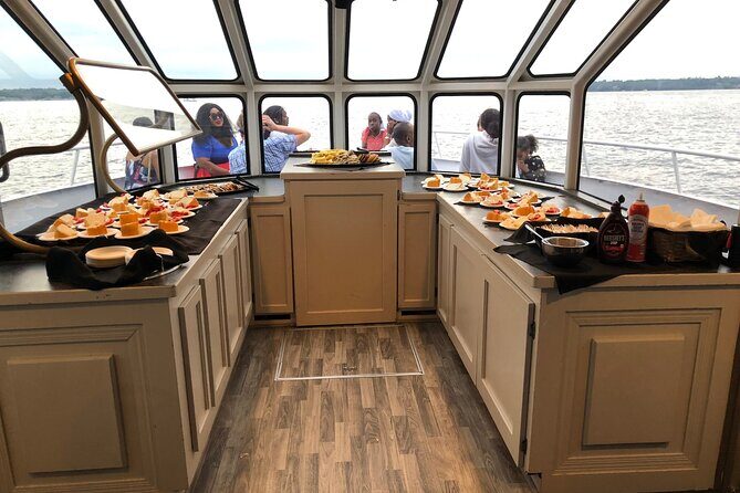 Elvis Dinner Show Cruise on Lake Minnetonka - A Detailed Look at the Elvis Dinner Show Cruise