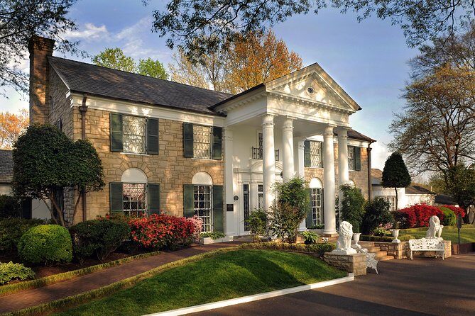 Elvis Presley's Childhood Home Sightseeing Daytrip from Memphis - A Rick’s-Eye View of the Elvis Presleys Childhood Home Daytrip