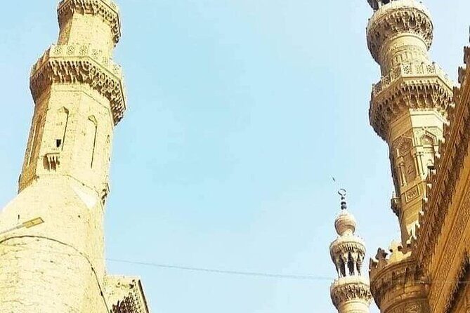 Emam ElShafei , Mosques of Ala-Elbayt and Khan Elkhalili Market - Discover the Mosques of Ala-Elbayt and Khan El Khalili Market – An Authentic Cairo Experience