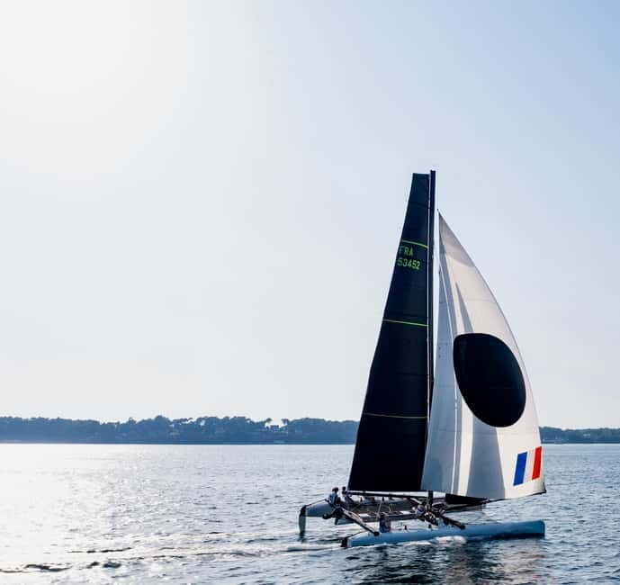 Embark in Larmor-Baden: discover our Extreme 40 catamaran. - FAQ