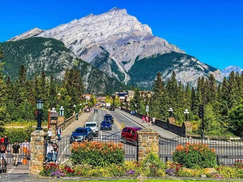 Emerald Lake, Lake Louise, Johnston Lake & Banff Gondola - Key Points