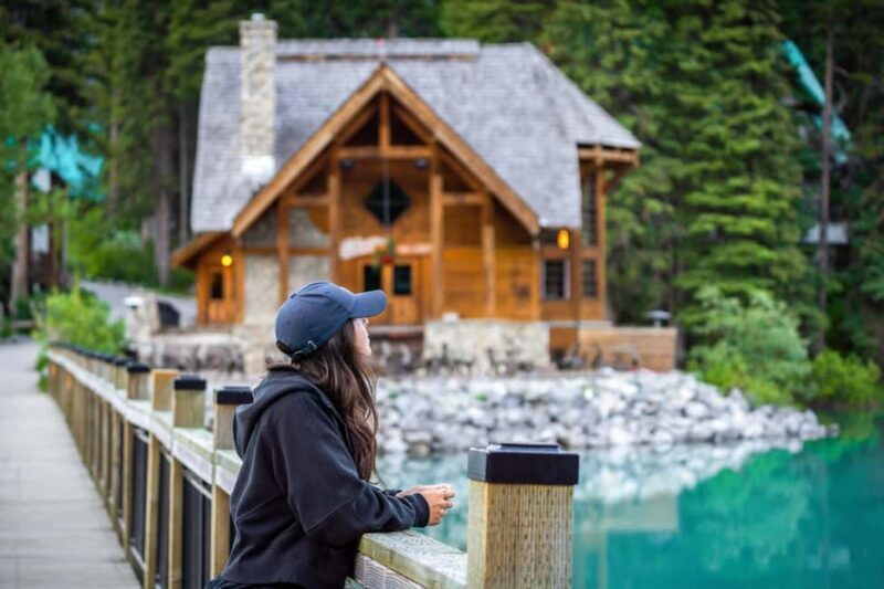Emerald Lake, Louise, Takakkaw Falls, Johnston Canyon & More - Discover the Stunning Highlights of the Canadian Rockies in One Day