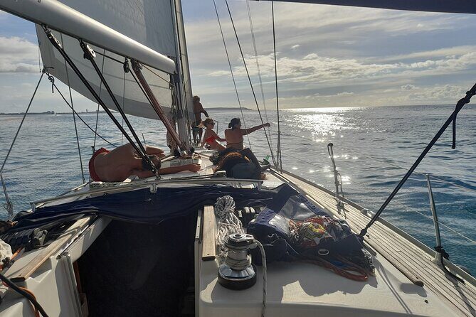 EN boat trip to the Caribbean with French cuisine - Experience the Caribbean like a sailor with a twist of French flair on this 3-hour boat trip from St. Maarten. For about $168 per person, youll hop aboard a sailboat that promises turquoise waters, some snorkeling, and plenty of opportunities to relax and be entertained. The journey starts at 11:00 am, with Tintamarre as your first stop, and includes snacks, an open bar, and themed pirate games.