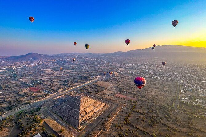EN flight to Teotihuacan from CDMX with breakfast - A Detailed Look at the Experience