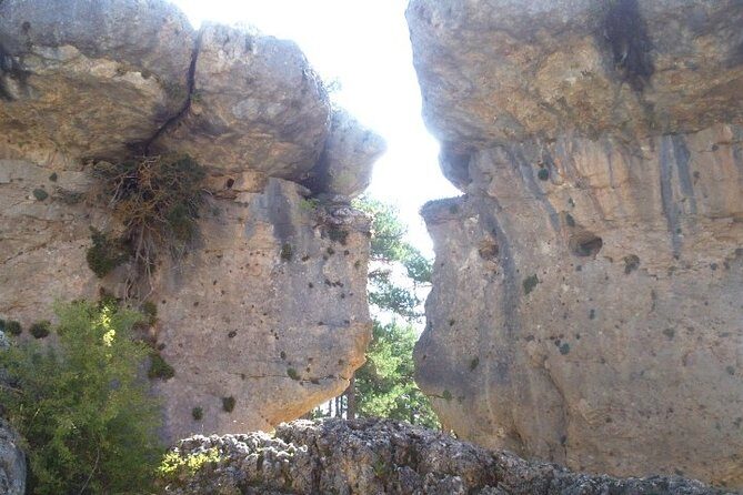Enchanted City, Laguna de Uña and Ventano del Diablo - Frequently Asked Questions