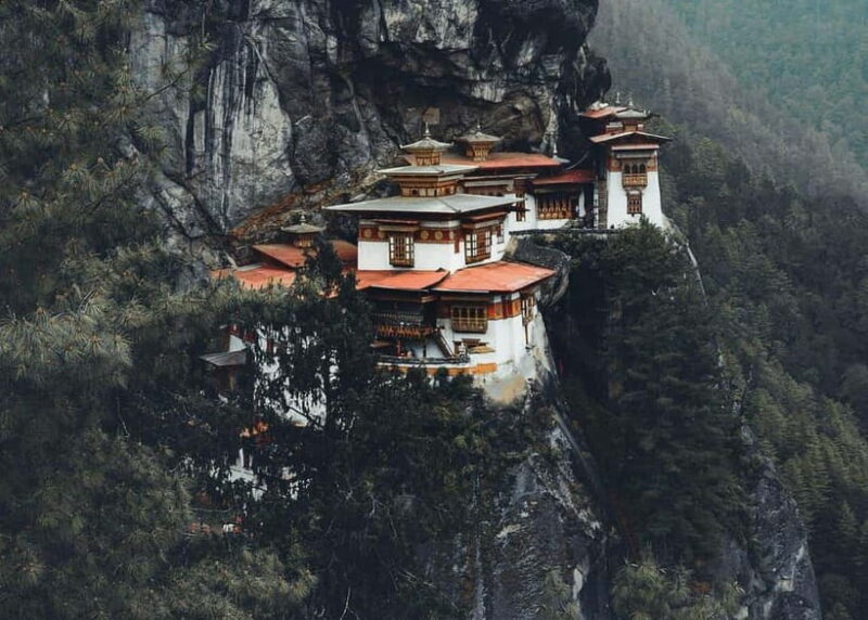 Enchanting Bhutan tour with Guide 1 week Tour from Thimphu - Final Thoughts