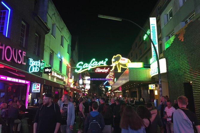 ENGLISH GUIDED TOUR ST. PAULI - The Black diamonds of Hamburg - the sinful mile - FAQ