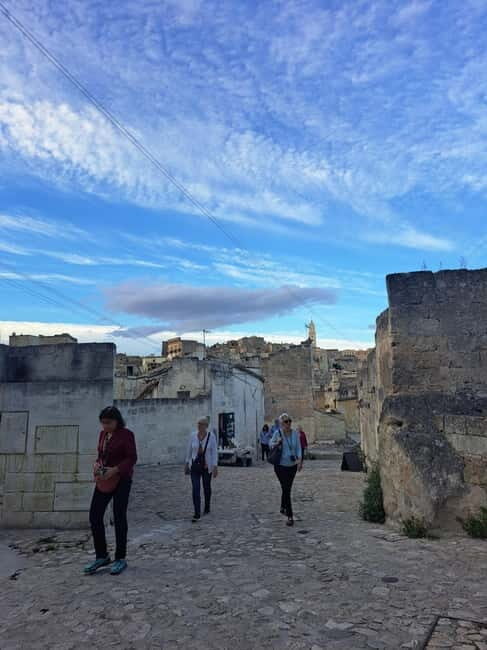 English Tour in Matera cave house and rock church included - Who Would Love This Tour?