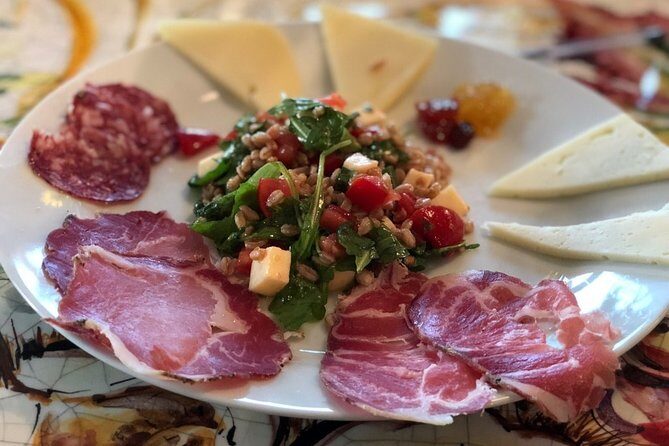 Enjoy and Taste the Flavors of Wine in an Open-air Venue - What the Reviews Say