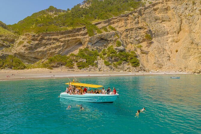 Enjoy crystal clear waters for 2 hours - Who Will Love This Experience?