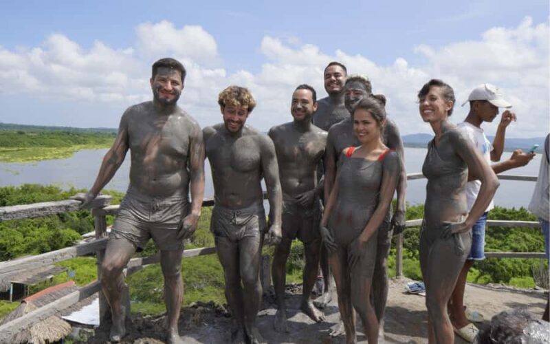 Enjoy the totumo volcano from cartagena + snack - The Sum Up