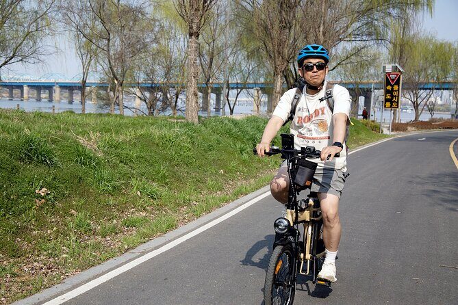 ENKO Electric Bike Ride on The Han River Bike Path in Seoul - Key Points