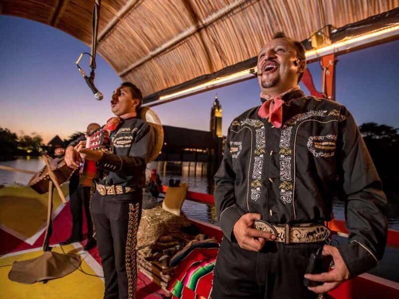 Entrance to Xoximilco Night Park - FAQ