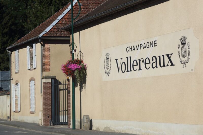 Epernay: Guided Tour of Champagne Cellar with Tastings - A Close Look at the Tour Experience