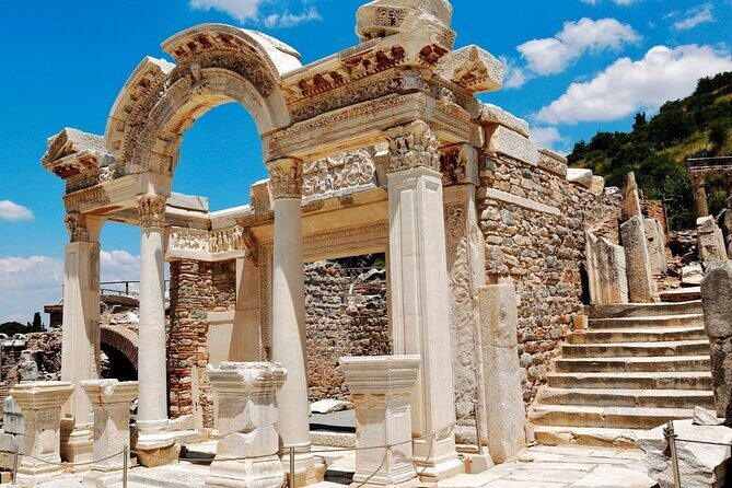 Ephesus and Virgin Mary House Private Tour with Lunch and Pickup - The Fascinating Terrace Houses