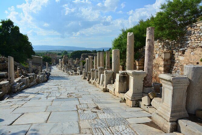 Ephesus Day Tour From Istanbul /w flights - Isabey Mosque: Architectural and Cultural Insight