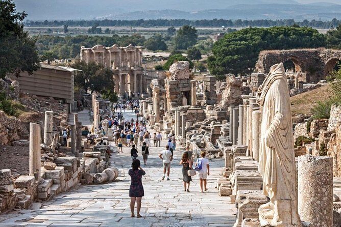 Ephesus Tour with Lunch and Tickets From Kusadasi / Selcuk Hotels - Visiting the House of Virgin Mary