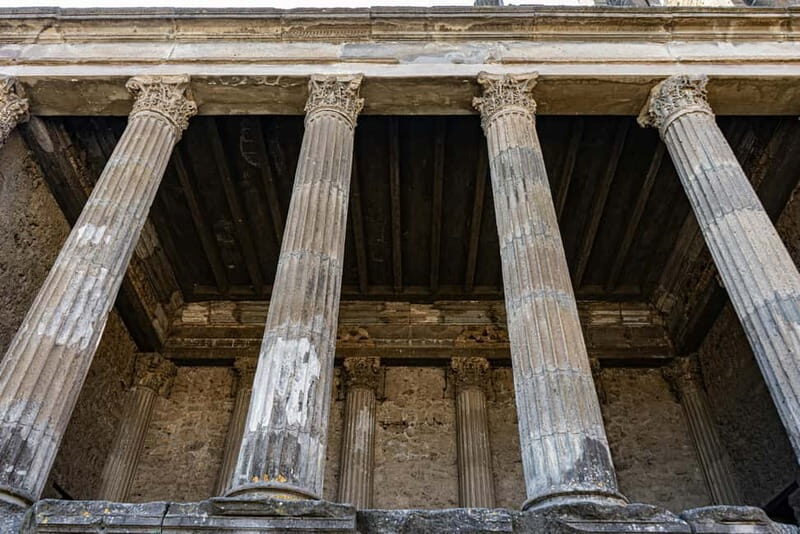 ERCOLANO: ENTRANCE TICKET - SKIP THE LINE WITH OPTIONAL TRANSFER - A Closer Look at the Ercolano Experience