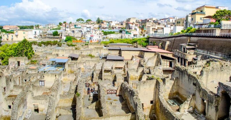 Ercolano: Herculaneum Entry Ticket with Optional Audio Guide - Exploring Herculaneum: What to Expect