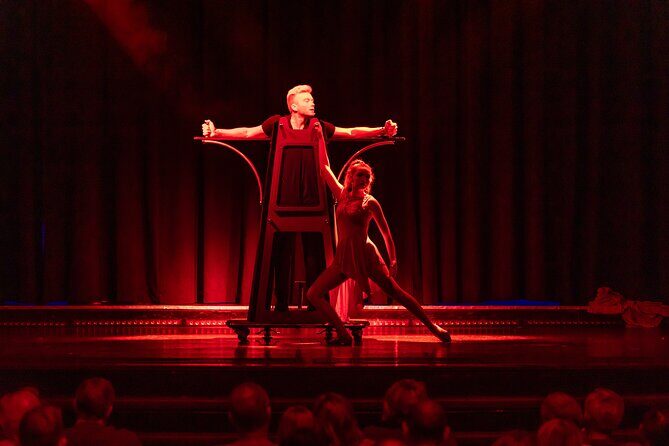 Escape Reality Branson Magic Dinner Show - A Closer Look at the Experience