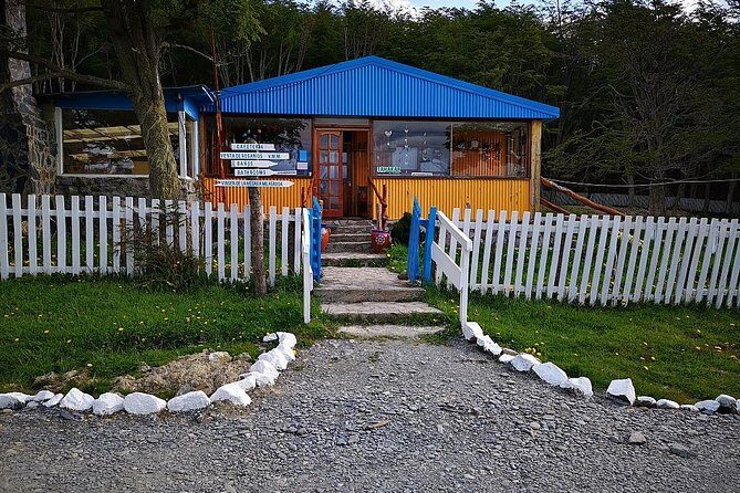 Escondido y Fagnano Lakes - Who Should Book This Tour?