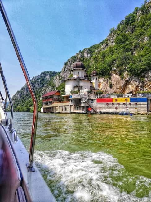 Eselnita: Boat Cruise on the Danube River - Key Points