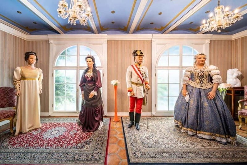 eský Krumlov: Wax Museum Entry Ticket - What travelers are saying